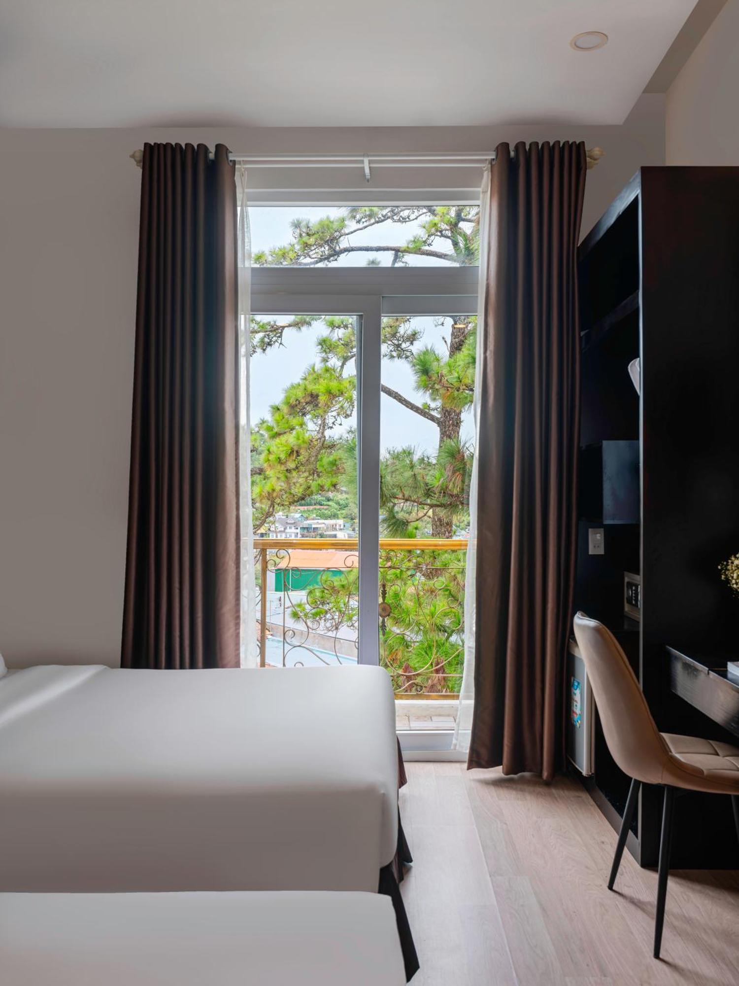 Nature Garden Hotel Dalat Екстериор снимка